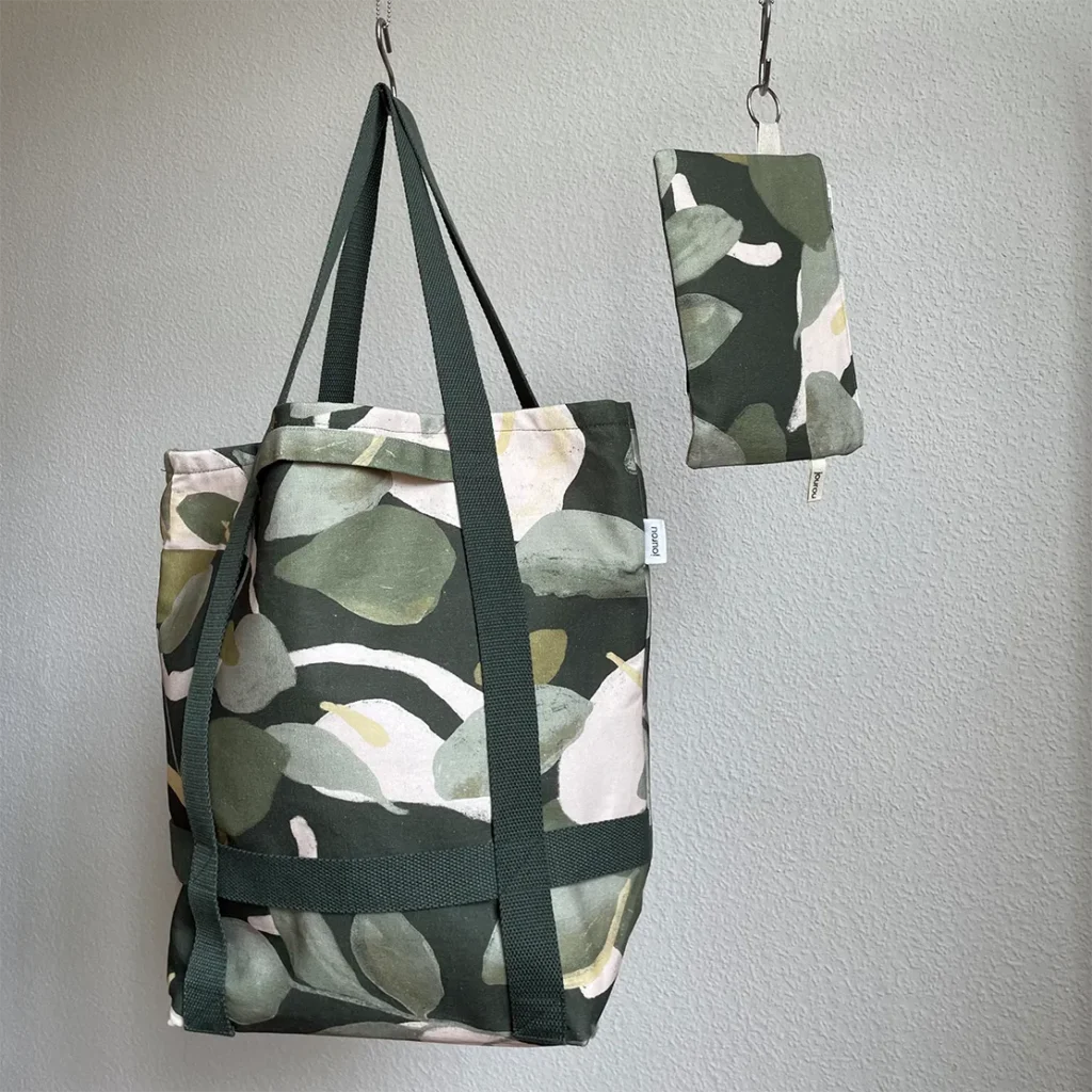 Hut-Tasche grün-beige​ front und pouch
