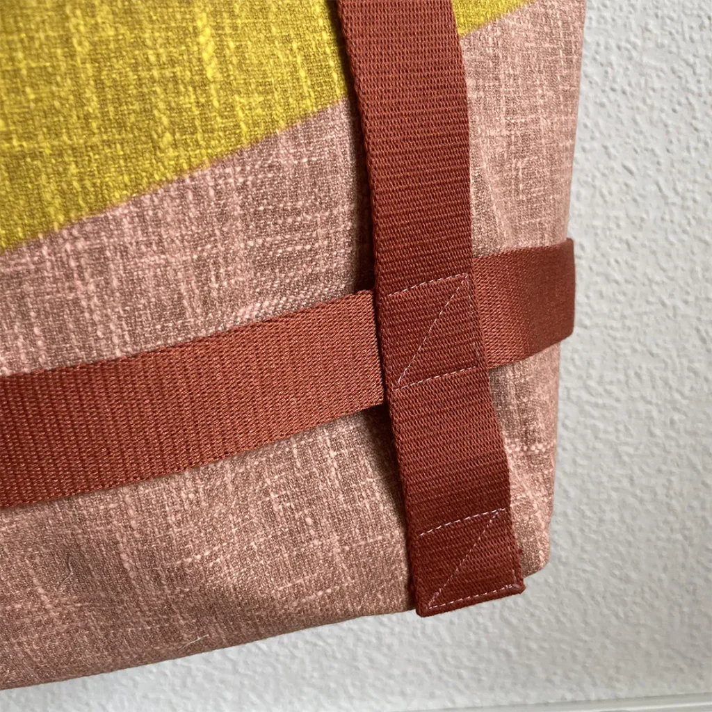 Huttasche gelb-altrosa detail