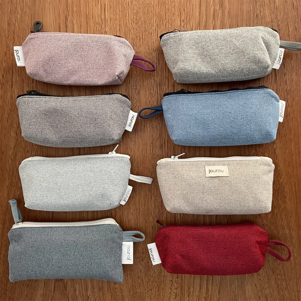 Necessaire farben