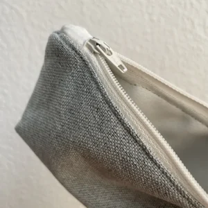 Necessaire grau detail